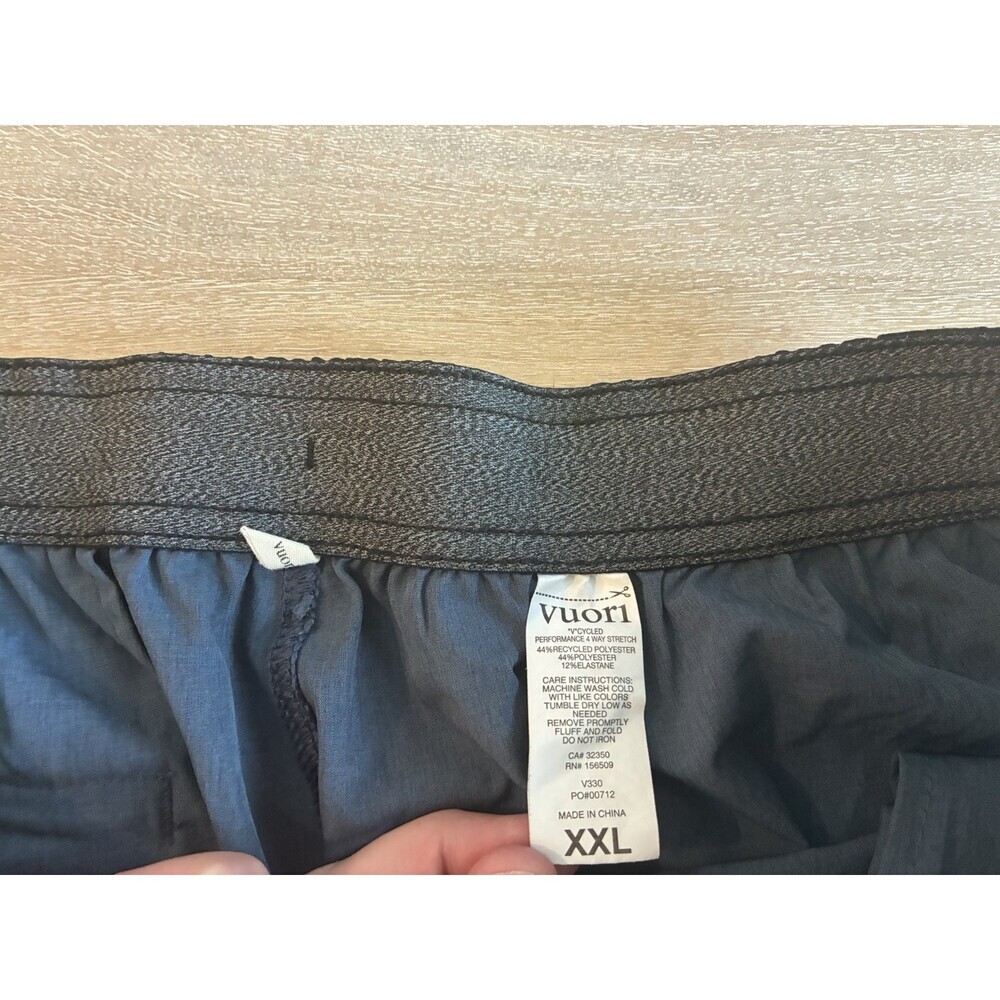 Vuori Banks Shorts Men's 7" Inseam in Blue Azure Linen Texture Size XXL - Picture 7 of 9